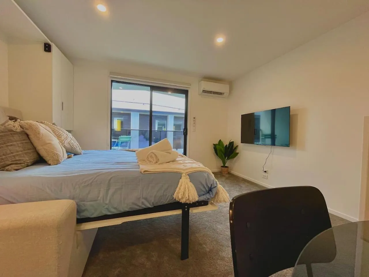 Trendy Inner-City Apartment 基督城